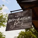 Woodstock Way Hotel