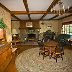 Winter Clove Family Inn