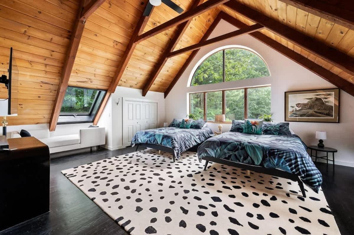 Catskill Estate Epic Views Hot Tub Holiday home *