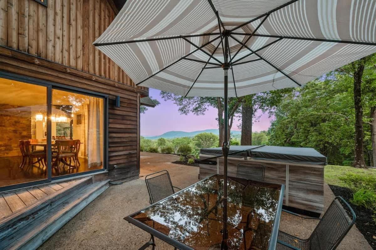 Holiday home Catskill Estate Epic Views Hot Tub *