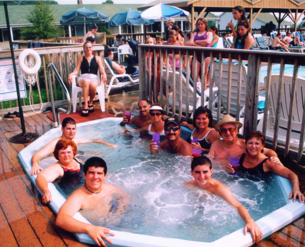 Pollaces Family Vacation Resort