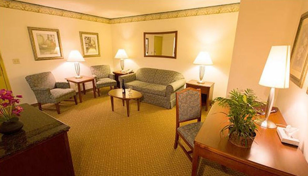 Roma And Conference Center 4*