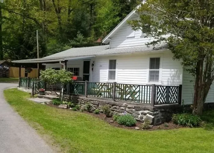 Panther Mountain Lodge